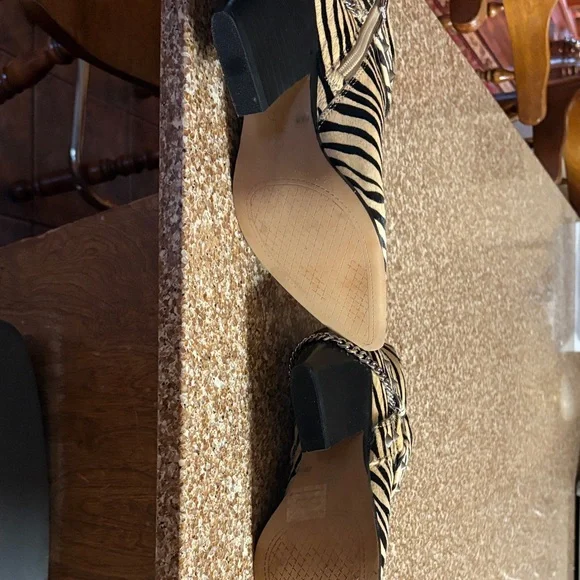 Jessica Simpson Zebra Print Ankle Boots - Picture 2 of 6